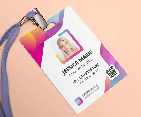 2019 New Design Customized Available ID Badge Holder with Lanyard